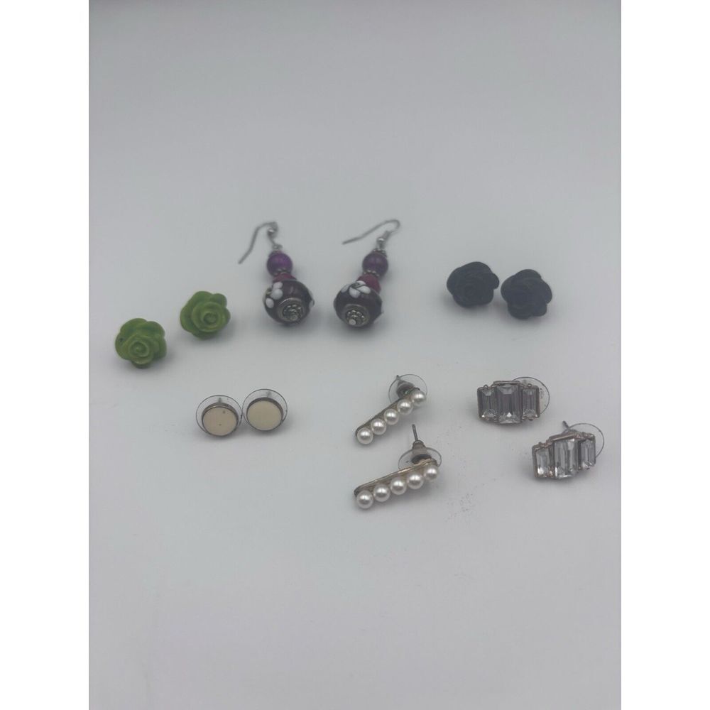 Lot Six Pair, Pierce Earrings, All And Very Good Condition 2618
